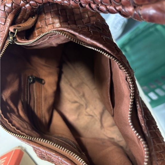 Soft Leather Brown Woven hobo Bag - Picture 6 of 6